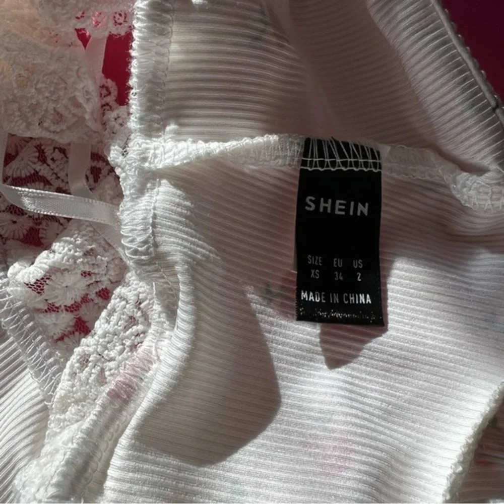 lace trim halter top white red rose adjustable ties SHEIN Size XS - Picture 5 of 8